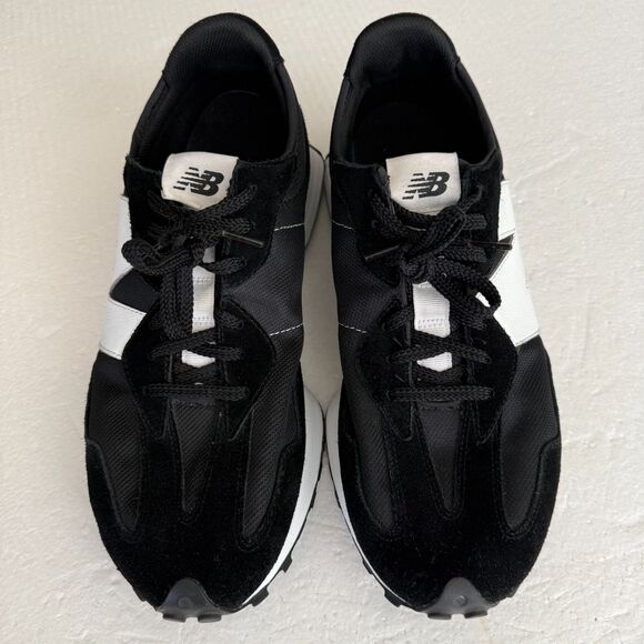 Size 15 - New Balance 327 Black Low-Cut Men's Sneakers MS327CBW - Picture 3 of 9